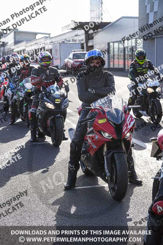 donington no limits trackday;donington park photographs;donington trackday photographs;no limits trackdays;peter wileman photography;trackday digital images;trackday photos